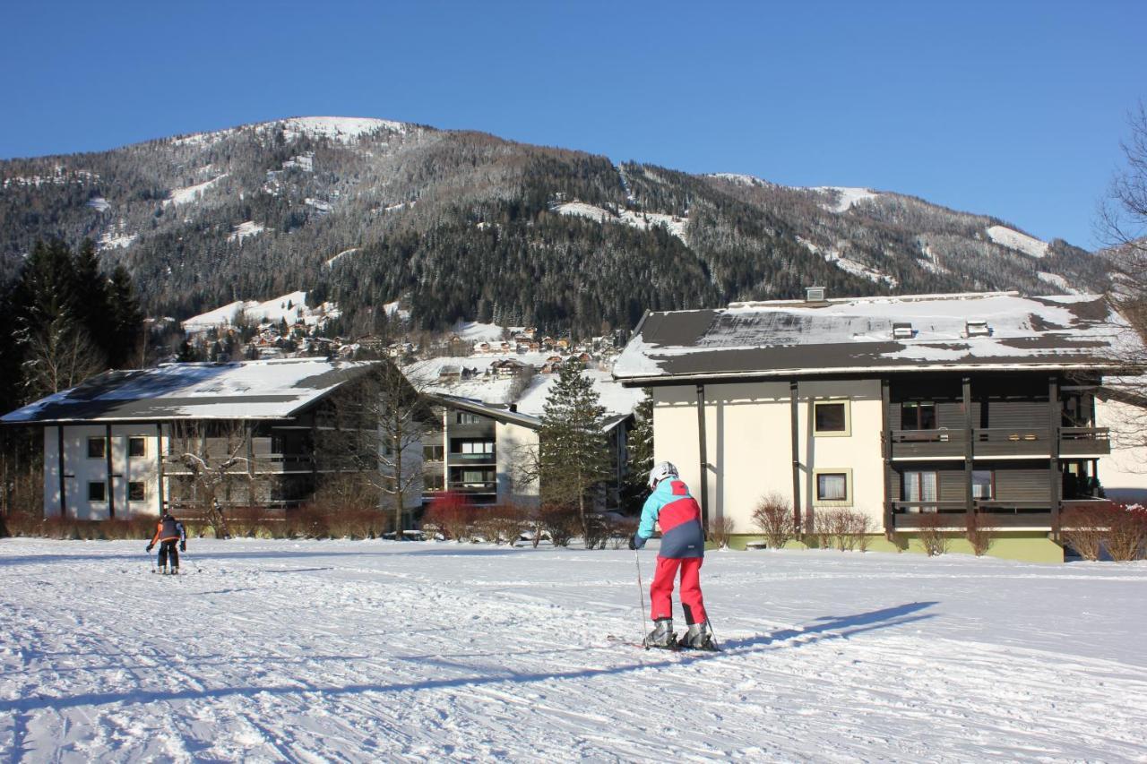 Appartementanlage Thermenblick Ski In & Ski Out باد كلينكيرشهايم المظهر الخارجي الصورة