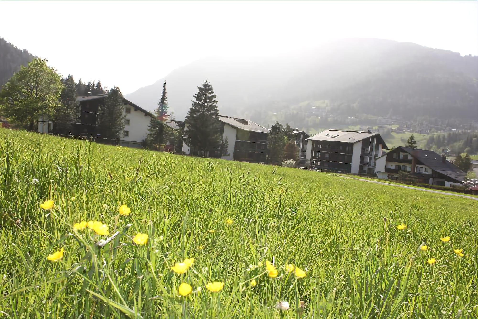 Appartementanlage Thermenblick Ski In & Ski Out باد كلينكيرشهايم المظهر الخارجي الصورة