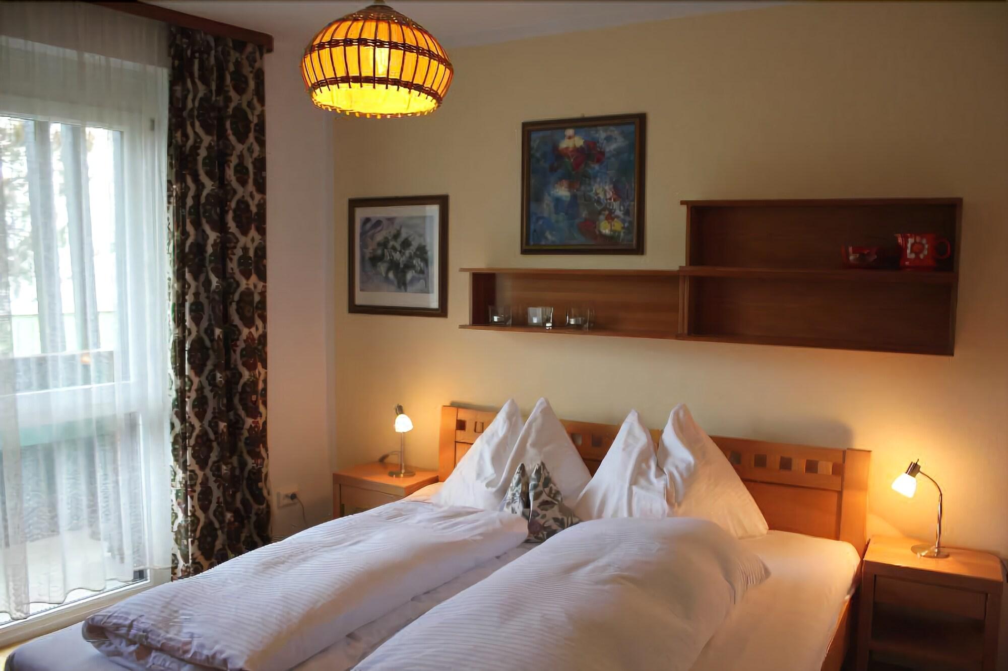 Appartementanlage Thermenblick Ski In & Ski Out باد كلينكيرشهايم المظهر الخارجي الصورة